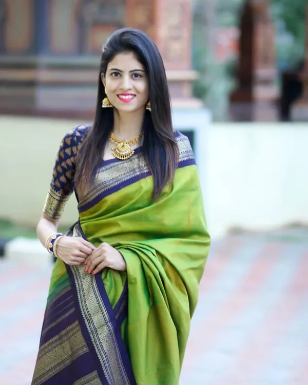 Light_Green_Embellished_Banarasi_Jacquard_Saree_(Light_Green)